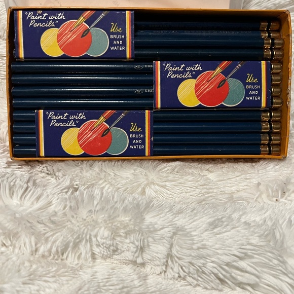 Vintage Eberhard Faber Mongol 865 Round~ Dark Blue 34 Pencils~ Unsharpened~USA - Picture 3 of 15